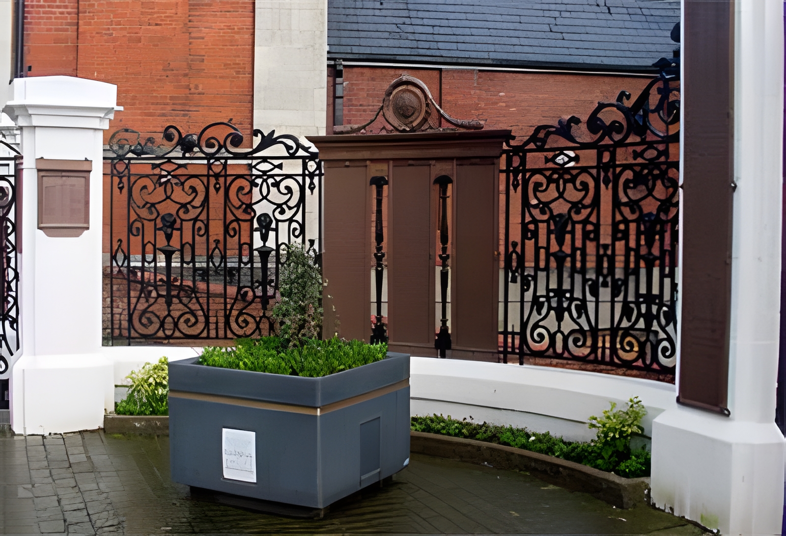 Welsh Blacksmiths - Ornamental Wrought Iron Restored in Wales Welsh Blacksmiths - Ornamental Wrought Iron Restored in Wales